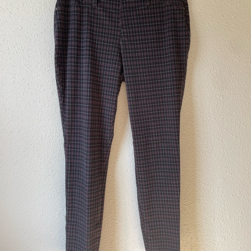Faded Glory Stretch pants with checkered print Size M comfortable and modern